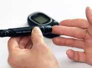 糖尿病腎病早期幾乎沒有症狀，如不及早檢查治療後果可能相當嚴重！