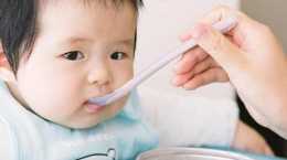 寶寶第幾個月要停止吃米粉？不能晚於這個月，否則對孩子有傷害
