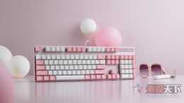 粉白少女心 雷柏V500PRO草莓牛奶背光遊戲機械鍵盤上市