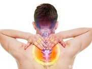 頸椎曲度變直？教你一招不僅緩解頸肩疼痛，還能恢復頸椎曲度