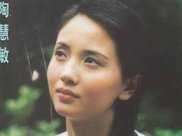 她演的林黛玉驚為天人，劉曉慶傅藝偉都為她做配，如今54歲演母親