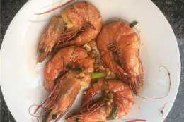 斑節蝦好吃的做法，教你一招油爆斑節蝦，簡單好吃不油膩