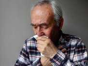 出現這種咳嗽, 別以為是感冒問題, 它可能是肺癌發出的訊號!
