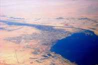 僅僅6天，蘇伊士運河就通航了，這就是埃及的底氣。