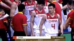 最後1.2秒，中國男籃神奇壓哨絕平菲律賓，張鎮麟立下大功，摔出界外救回籃板
