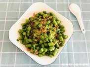 春季蘆筍要多吃，營養豐富低熱量，搭配海米，只需1種調料特好吃