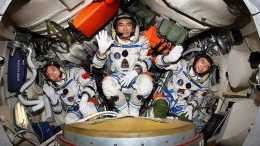首次“走出”中國空間站, 時隔13年, 出艙大片在“天和”上演