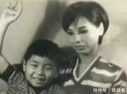 1981年，逼兒媳陪混混跳舞，兒子死了財產歸自己，這就是王傑母親