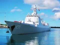 有人說，為什麼中國軍艦都是白白的顏色，像民船一樣？